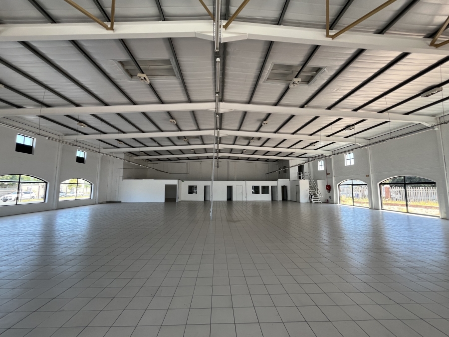 To Let commercial Property for Rent in Sanddrift Western Cape